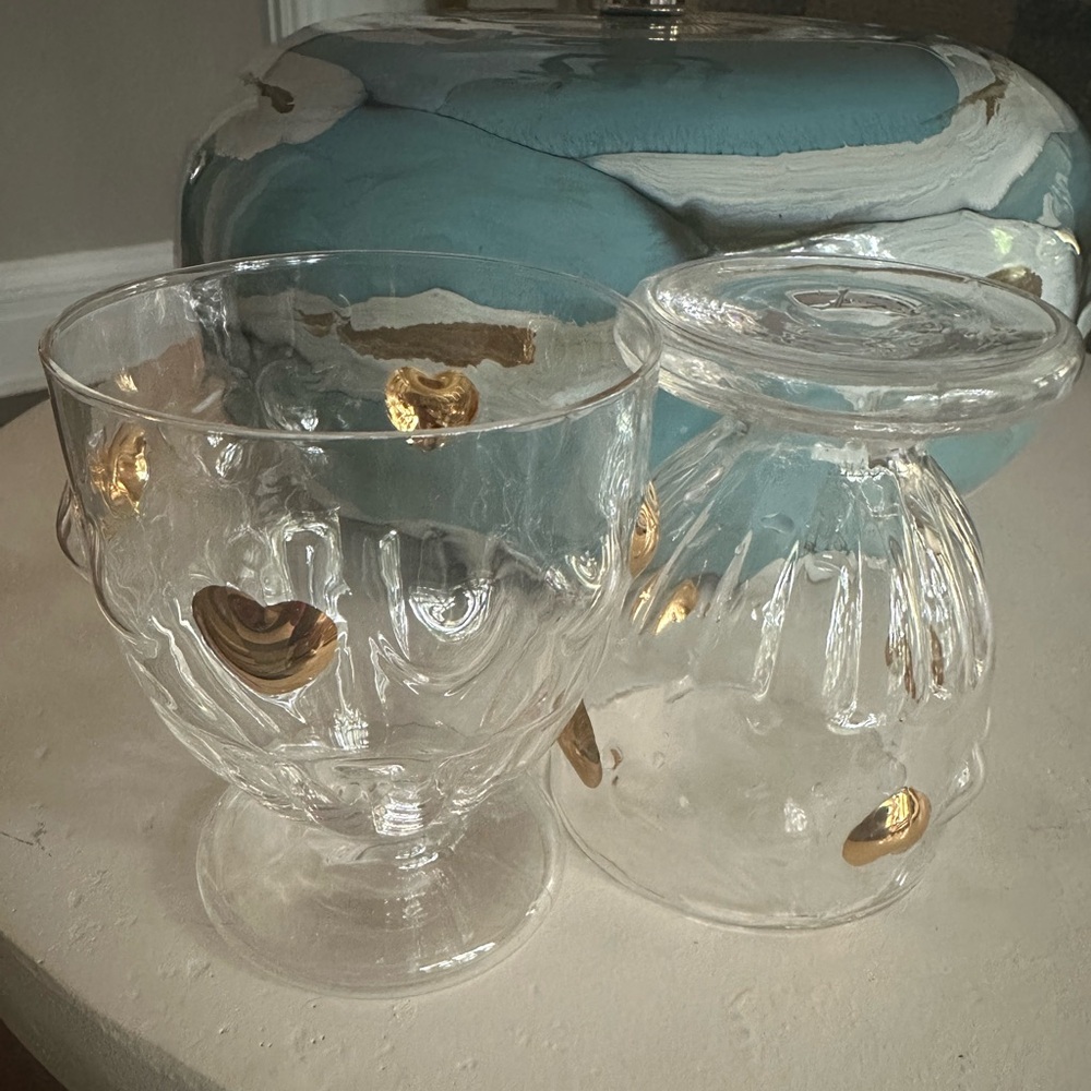 Anthropologie Clara Icon Glass Goblets x 1 Handblown Hand-Painted Heart Edition - Picture 6 of 9